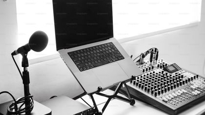 how do i copy music from youtube to garageband