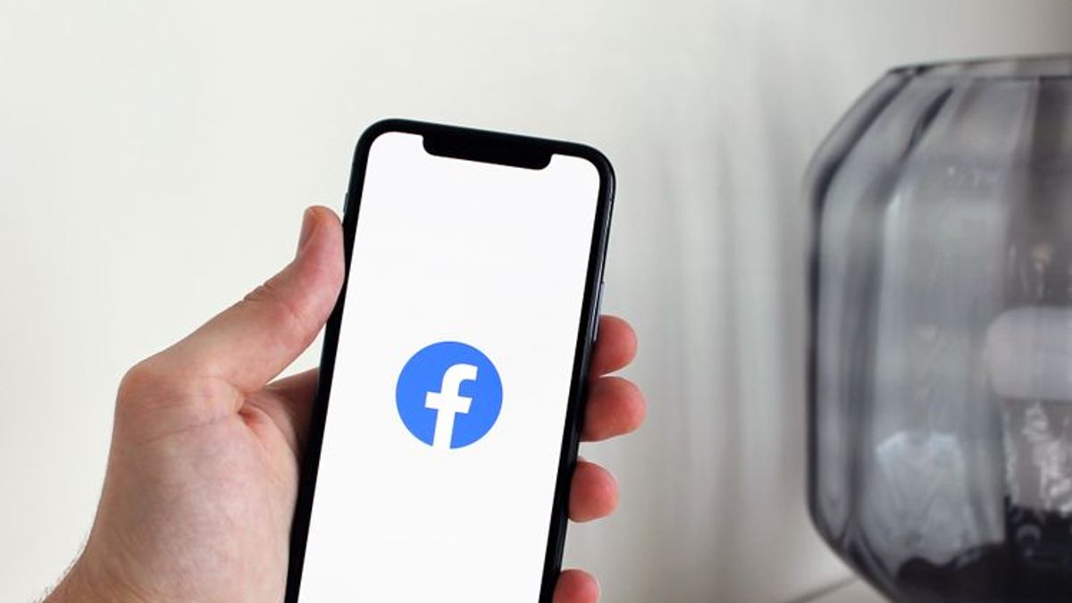 how long can a facebook story be