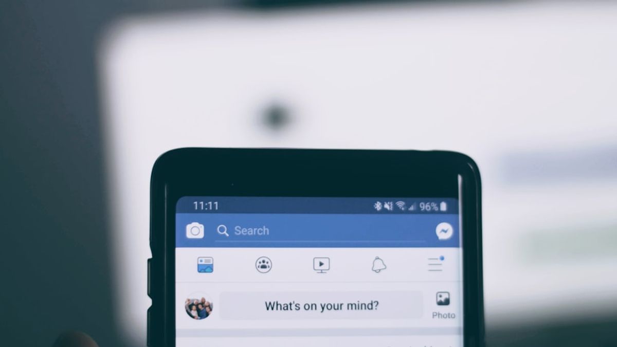 how to bump a post on facebook