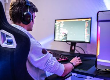 how to check twitch analytics