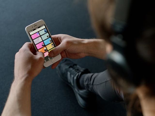 how to make a collaborative playlist on spotify
