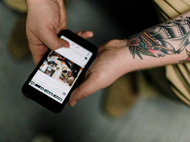 can people see what you search on instagram